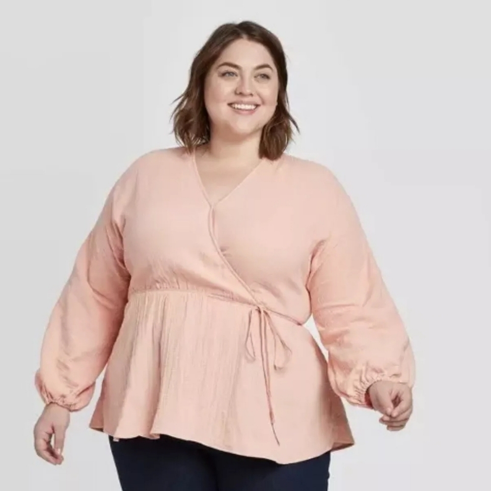 WOMEN'S PLUS SIZE LONG SLEEVE GAUZE WRAP BLOUSE PINK 1X - AVA & VIV NEW WITH TAG